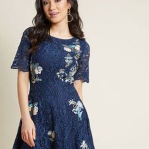 ModCloth Fit Flare Dress Women Small Navy Blue Floral Embroidered Beaded Lace